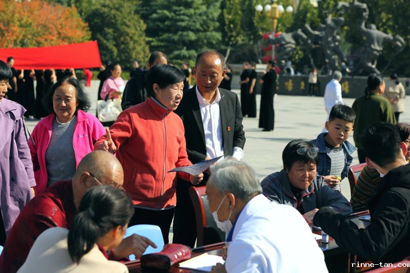 1697511266670219.jpg FB3A7187_1697351358460_edit_233982628148671.jpg