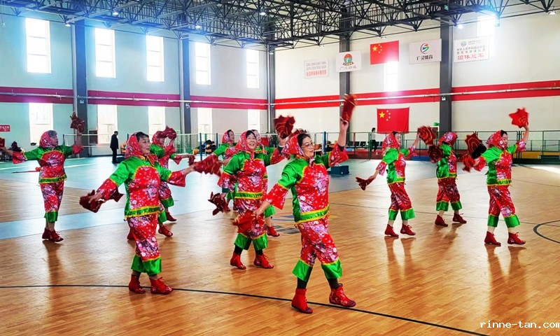 1700708110102975.jpg 007展示健身成果1ca72528c90de05a11390b2f9642135.jpg