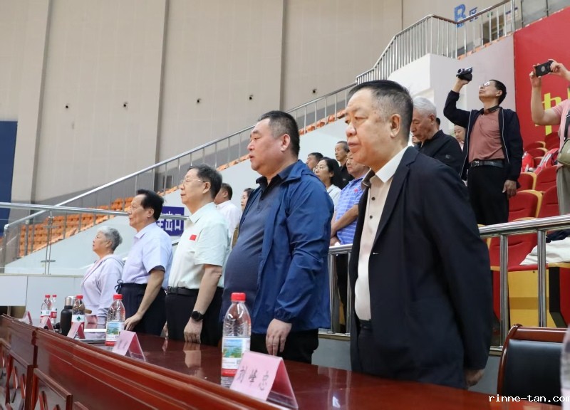 1757558231804350.jpg 主席台.jpg