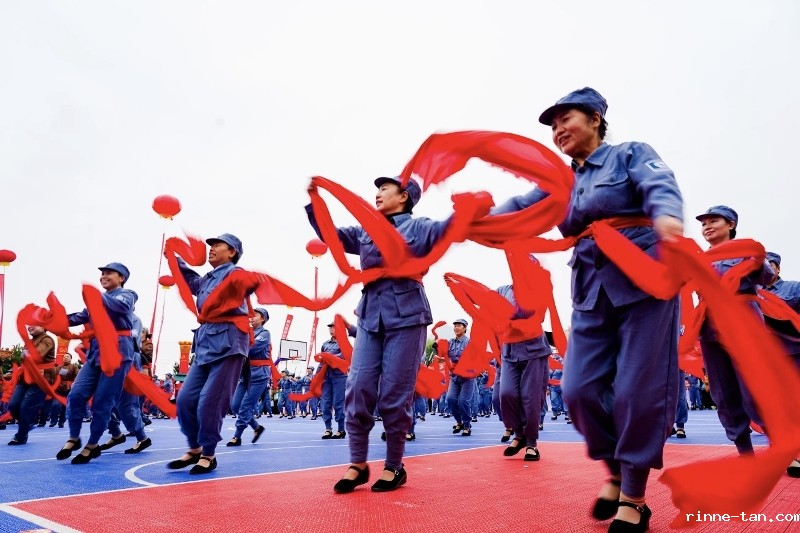 1758770601429629.jpg mmexport1758674944811.jpg