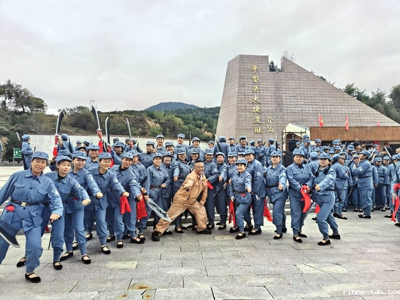 1758854821144758.jpg Image_1758813491972_edit_315049533056613.jpg